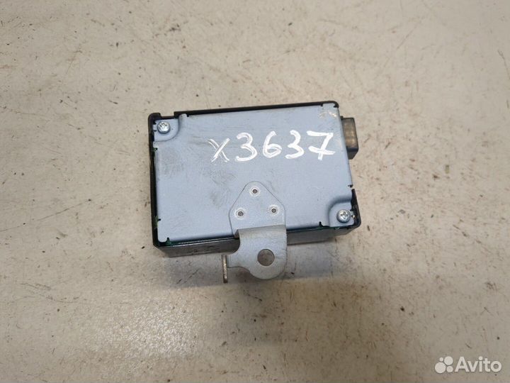 Блок контроля давления в шинах Toyota Avensis 3, 2