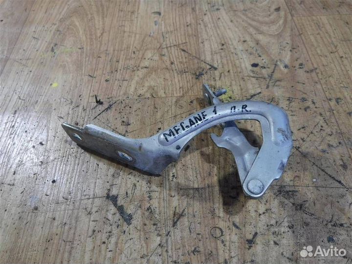 Петля капота правая Renault Megane I 1999-2004