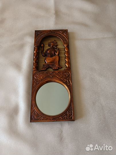 Настенное панно-чеканка СССР с зеркалом