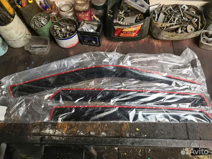 Дефлекторы ветровики priora и ваз 2110