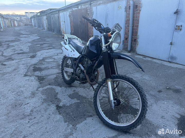 Suzuki djebel 250