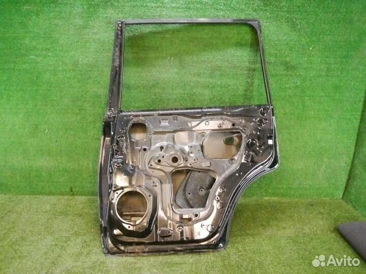 Дверь задняя правая Toyota Land Cruiser 200 (2015
