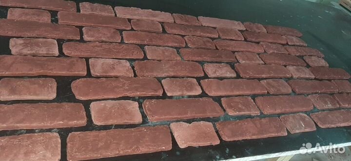 Гипсовый камень под кирпич