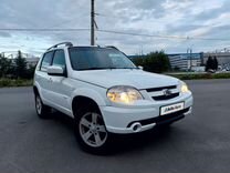 Chevrolet Niva 1.7 MT, 2013, 105 000 км, с пробегом, цена 395 000 руб.