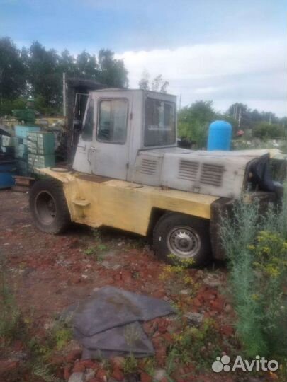 Вилочный погрузчик ЛЬВОВСКИЙ ПОГРУЗЧИК (ЛЕВ) 40081, 1980