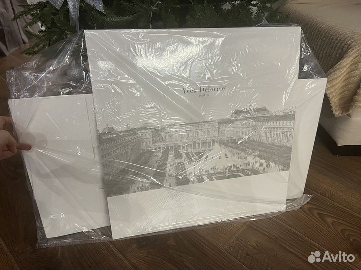 Коробка подарочная новогодняя