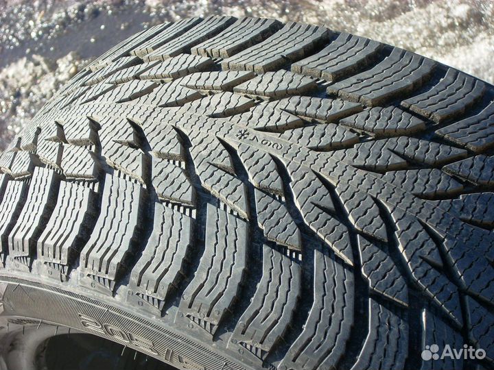 Nokian Tyres Hakkapeliitta R3 205/50 R17 93R
