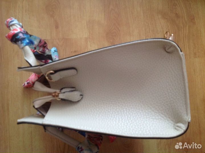 Сумка белая