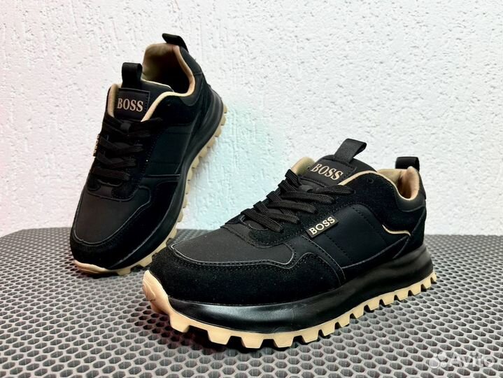 Кроссовки Boss удобные