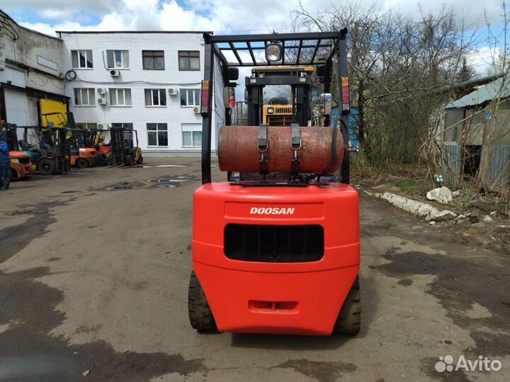 Вилочный погрузчик DOOSAN G30E-3, 2006