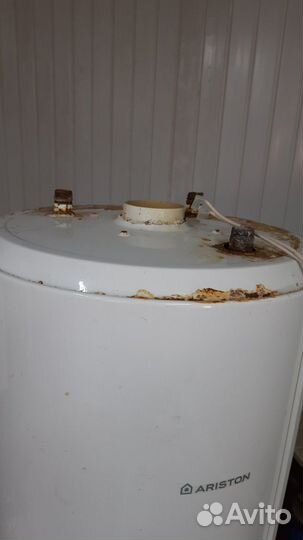 Газовый водонагреватель бу Ariston
