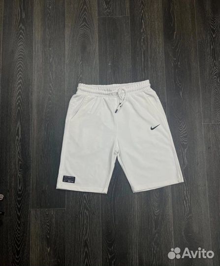 Шорты Nike