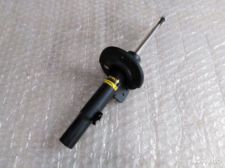 Амортизатор подвески передний правый Peugeot 207