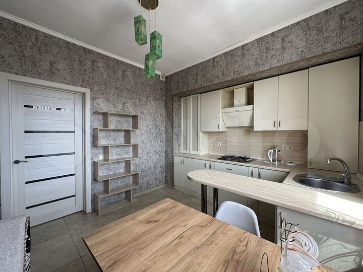 1-к. квартира, 40 м², 3/3 эт.