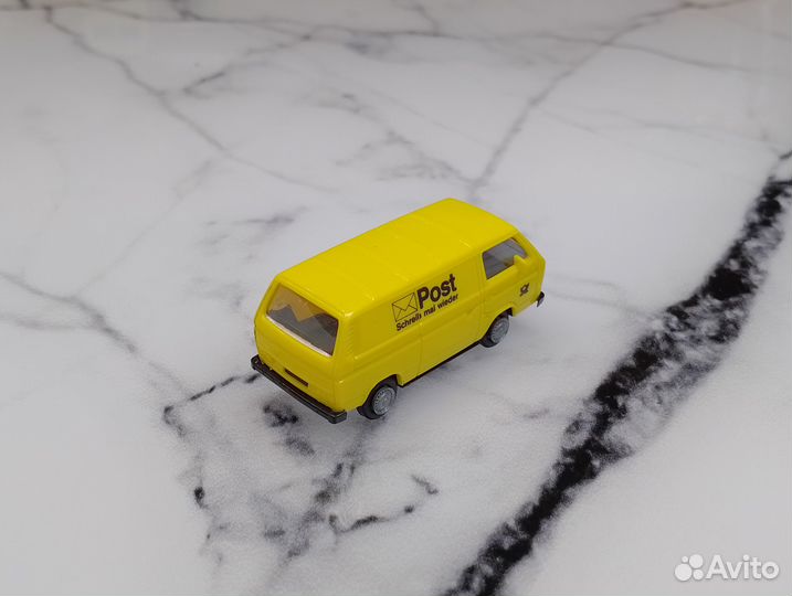 Volkswagen Transporter T3 (1980-1990), жёлтый