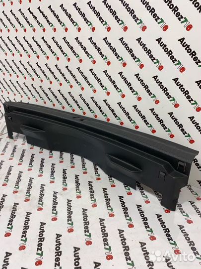 Накладка замка багажника задняя Volkswagen Tiguan