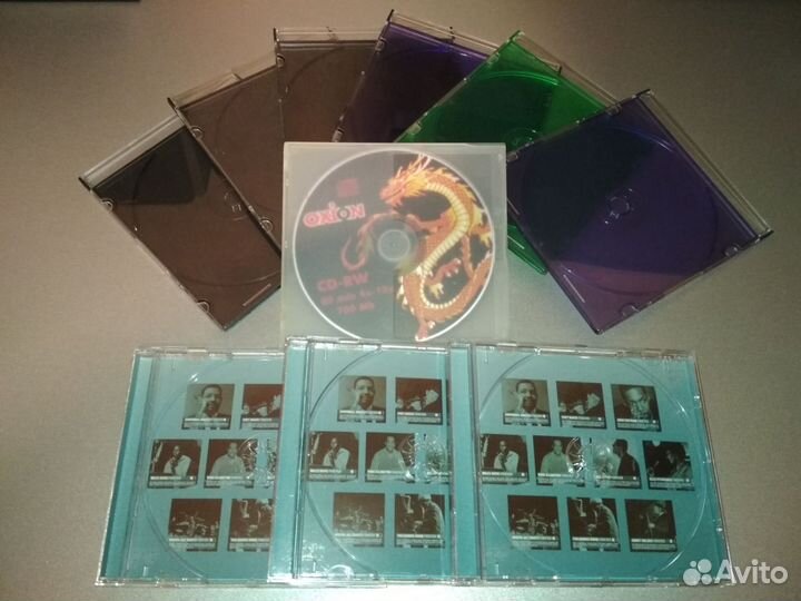 1 диск CD-RW и 10 CD-боксов