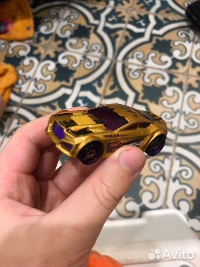 Модель автомобиля