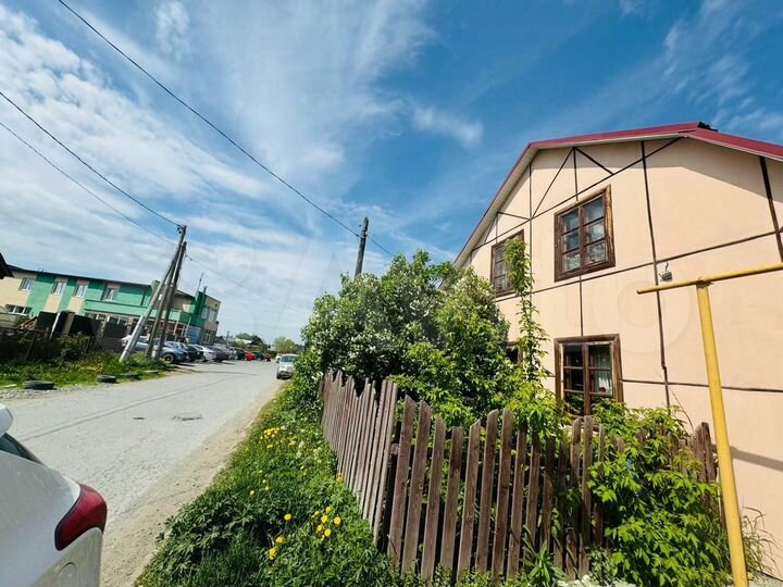 Дом 146 м² на участке 8,5 сот.