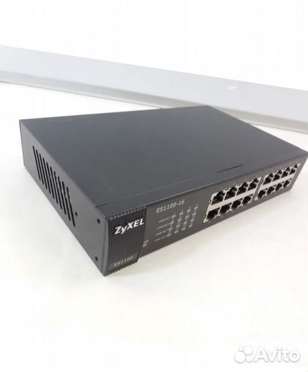 Коммутатор zyxel