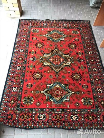 Ковер шерстяной