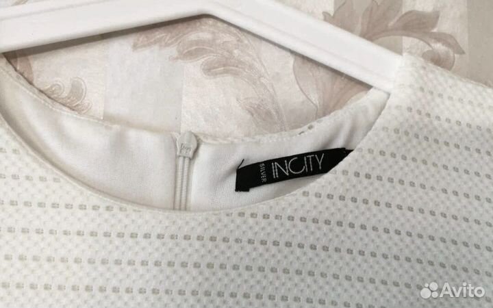 Вечернее платье 42 44 белое