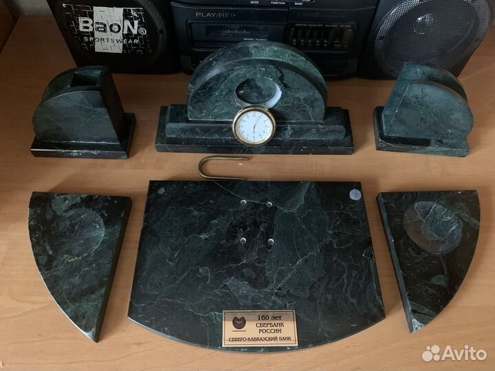 Часы мраморные