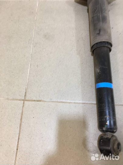 Амортизатор задний Toyota RAV 4 2019- 485308Z104