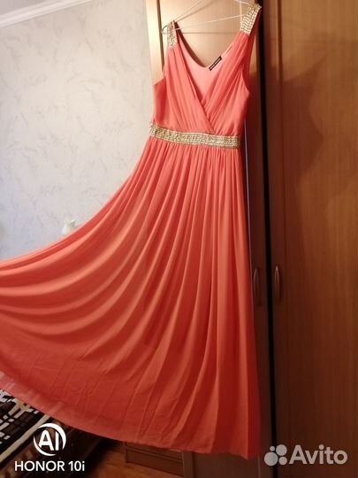 Платье вечернее