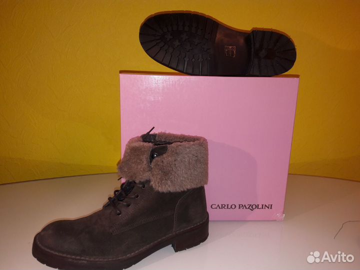Продаю новые утеплённые женские ботинки К.Пазолини