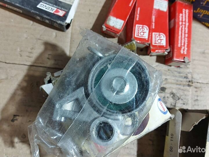 Ролик грм mazda 323 626 GMB GT80670