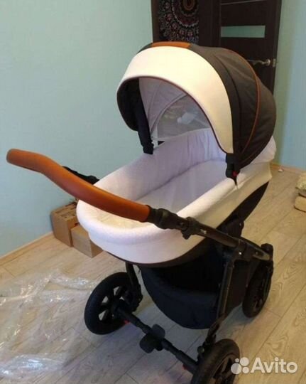 Детская Коляска Tutis Zippy Nanni 3 в 1