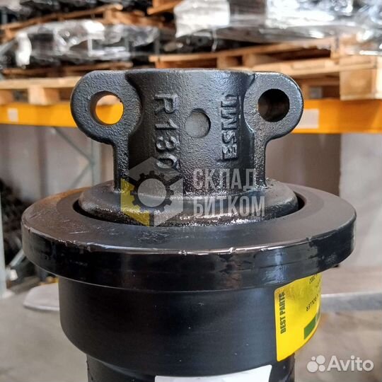 Каток опорный Liebherr R310B