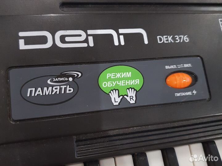 Синтезатор Denn DEK376