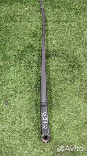 Поводок стеклоочистителя правый Citroen C4 Grand