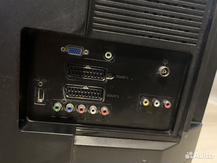 Б/У ЖК телевизор Sharp LC-32S7RU-BK
