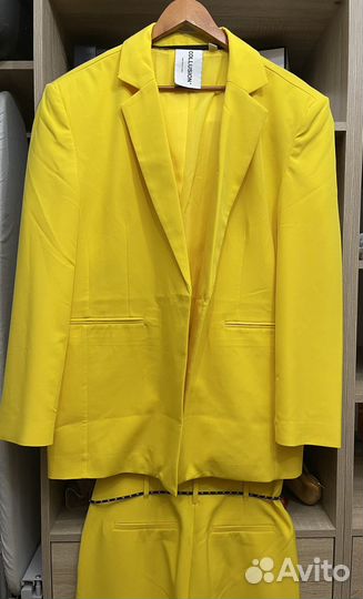 Брючный костюм женский новый желтый