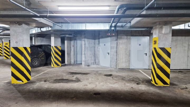 Машиноместо, 14 м²