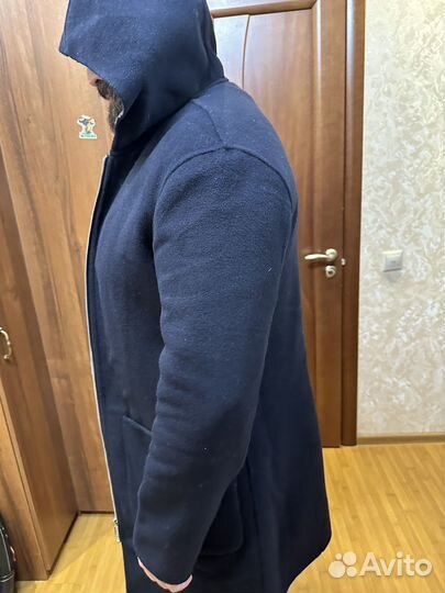 Пальто мужское с капюшоном