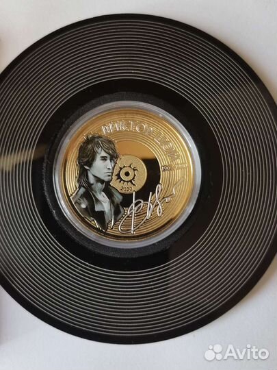 Серебряная монета 999