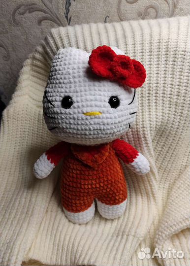 Игрушка Hello Kitty ручная работа