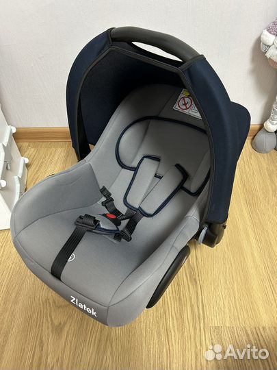 Детское автокресло от 0 до 1 года Zlatek