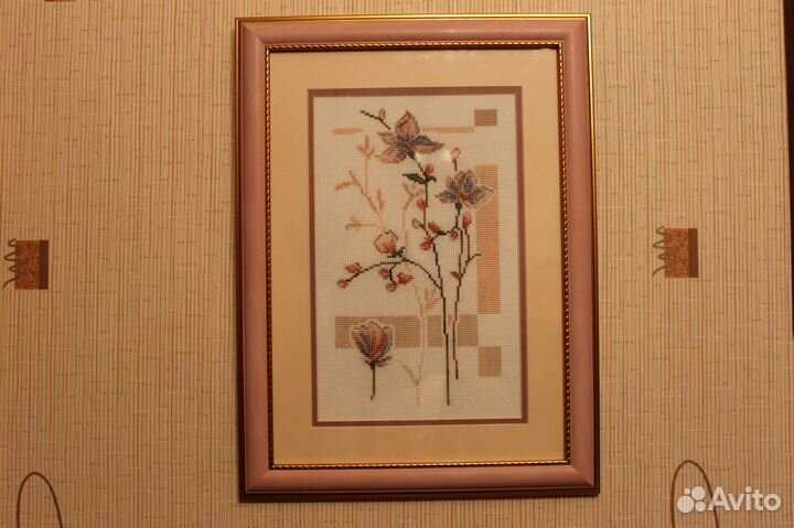 Продам вышивку ручной работы крестом 