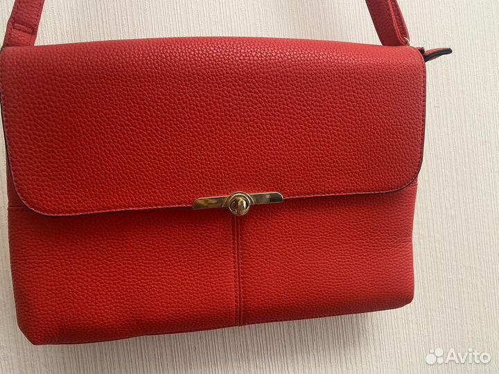 Сумки кожаные женские