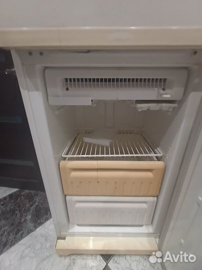 Холодильник на запчасти