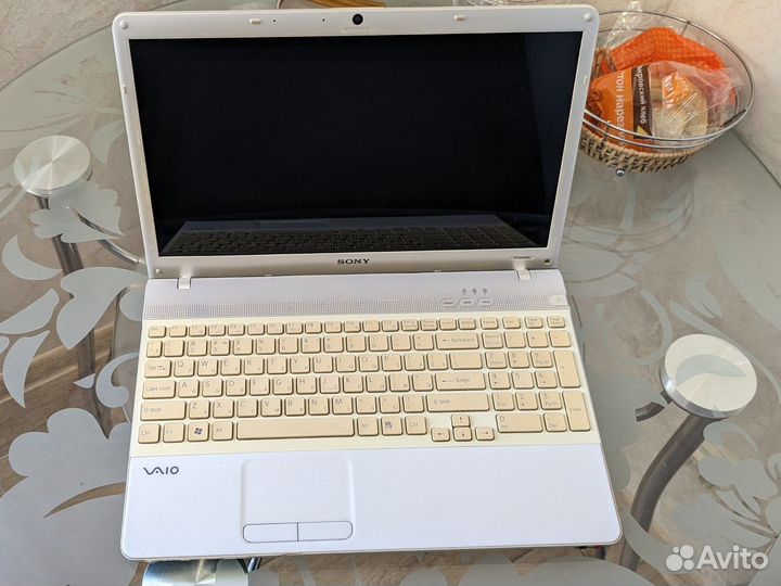 Ноутбук Sony Vaio i3