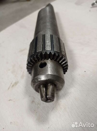 Токарный инструмент