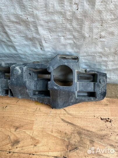 Усилитель переднего бампера Kia Rio 3 QB 2015-2017