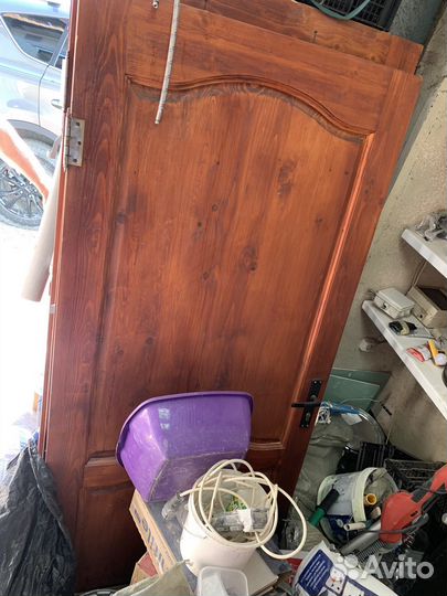 Дверь входная деревянная бу