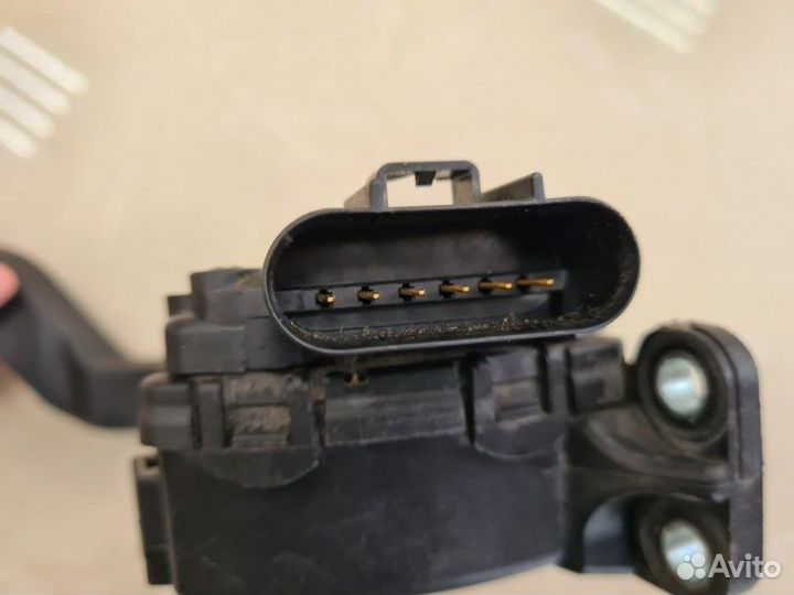 Педаль газа Ford Fusion fyja 2007